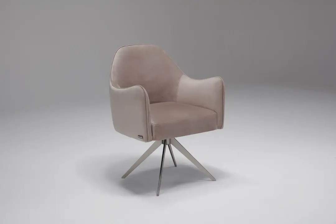 Poltrona Ray color tortora con base in acciaio a quattro razze